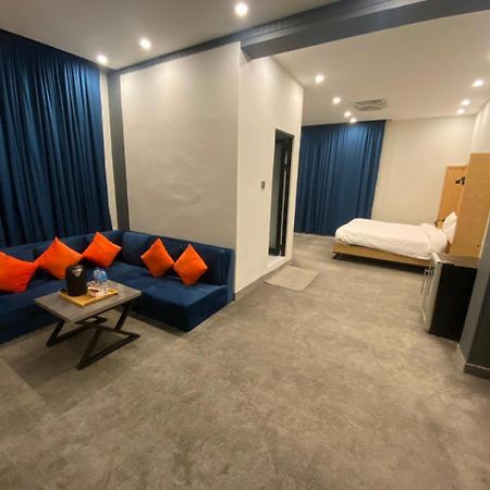 La Maison Islamabad Otel Dış mekan fotoğraf