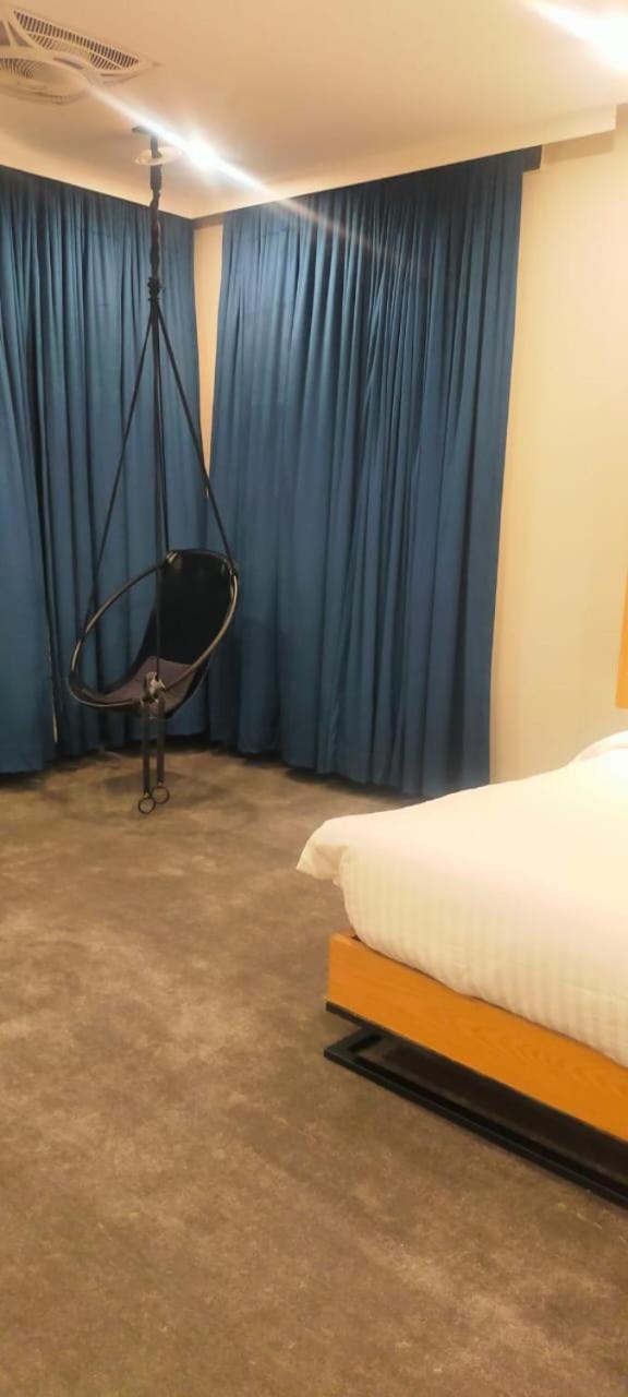 La Maison Islamabad Otel Dış mekan fotoğraf